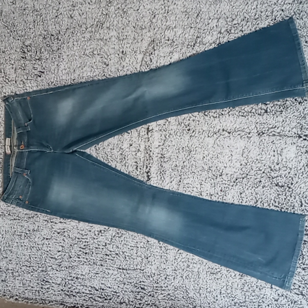 Levis Jeans size 30x34